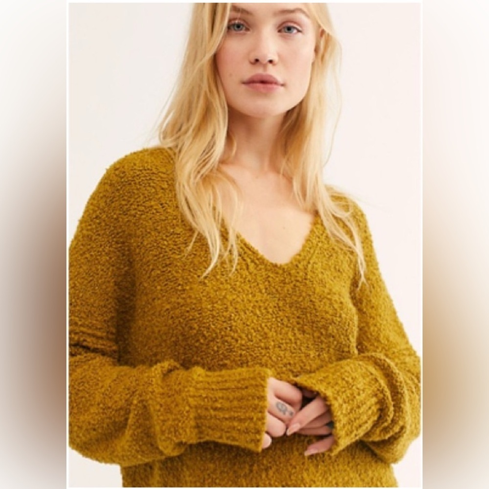Free People Finders Keepers Moss V-neck Sweater
Size XS - Picture 2 of 9